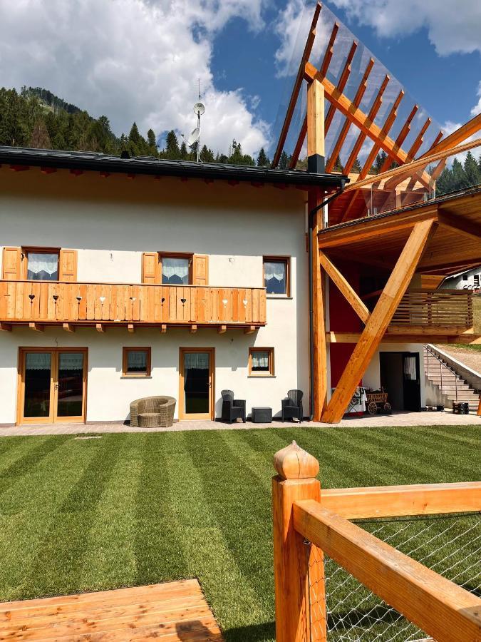 B&B Maso Al Cervo Fiera Di Primiero Bagian luar foto